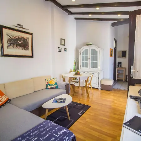 Tatil Evi Apartman Lavanda Poreč